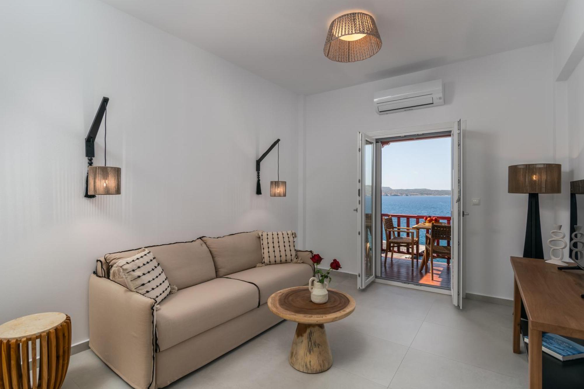 Vitalis Residences - Haven Suites Адамас Экстерьер фото